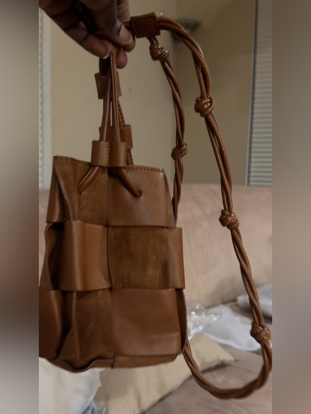 Women’s Woven Leather Crossbody Bag - Brown